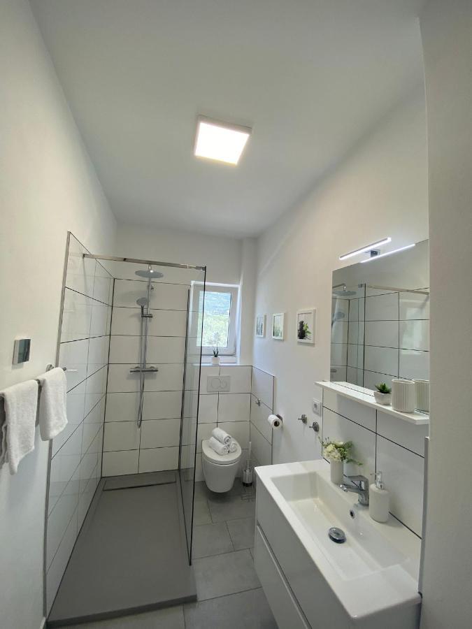 Apartment Milena Kastela Mit Whirlpool Exteriör bild