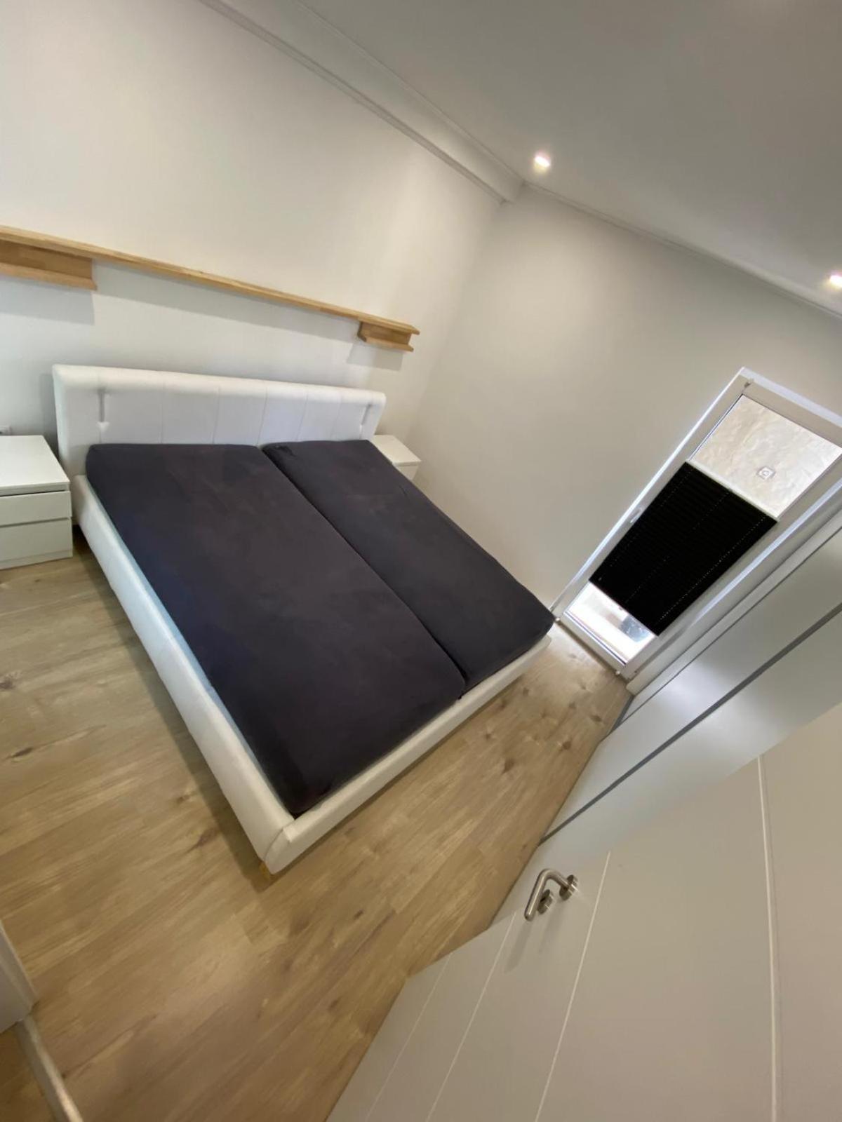 Apartment Milena Kastela Mit Whirlpool Exteriör bild